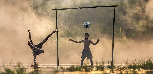 Calcio, per ripartire serve la pubblicità delle scommesse