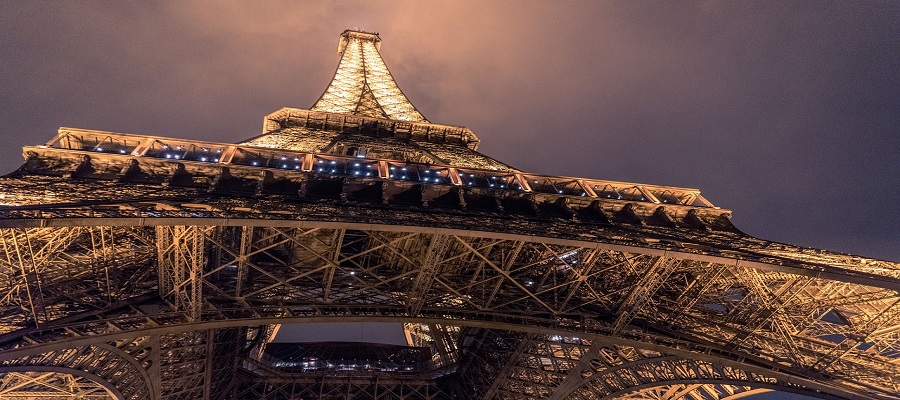 Francia, il mercato dei giochi cresce del 3,4%. Vola l'online